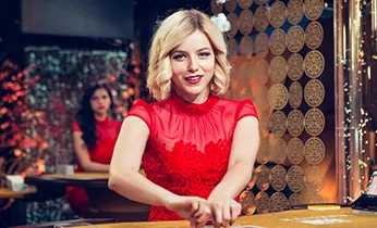 Hình ảnh đội ngũ hỗ trợ khách hàng của 818win